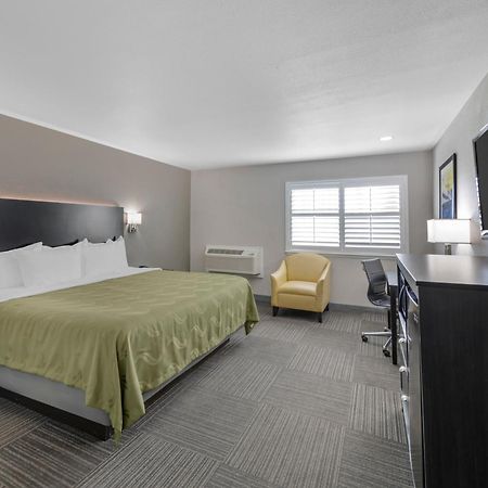 Quality Inn Kettleman City near Hwy 41 Bagian luar foto