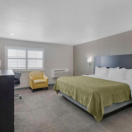 Quality Inn Kettleman City near Hwy 41 Bagian luar foto