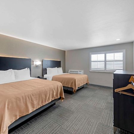 Quality Inn Kettleman City near Hwy 41 Bagian luar foto