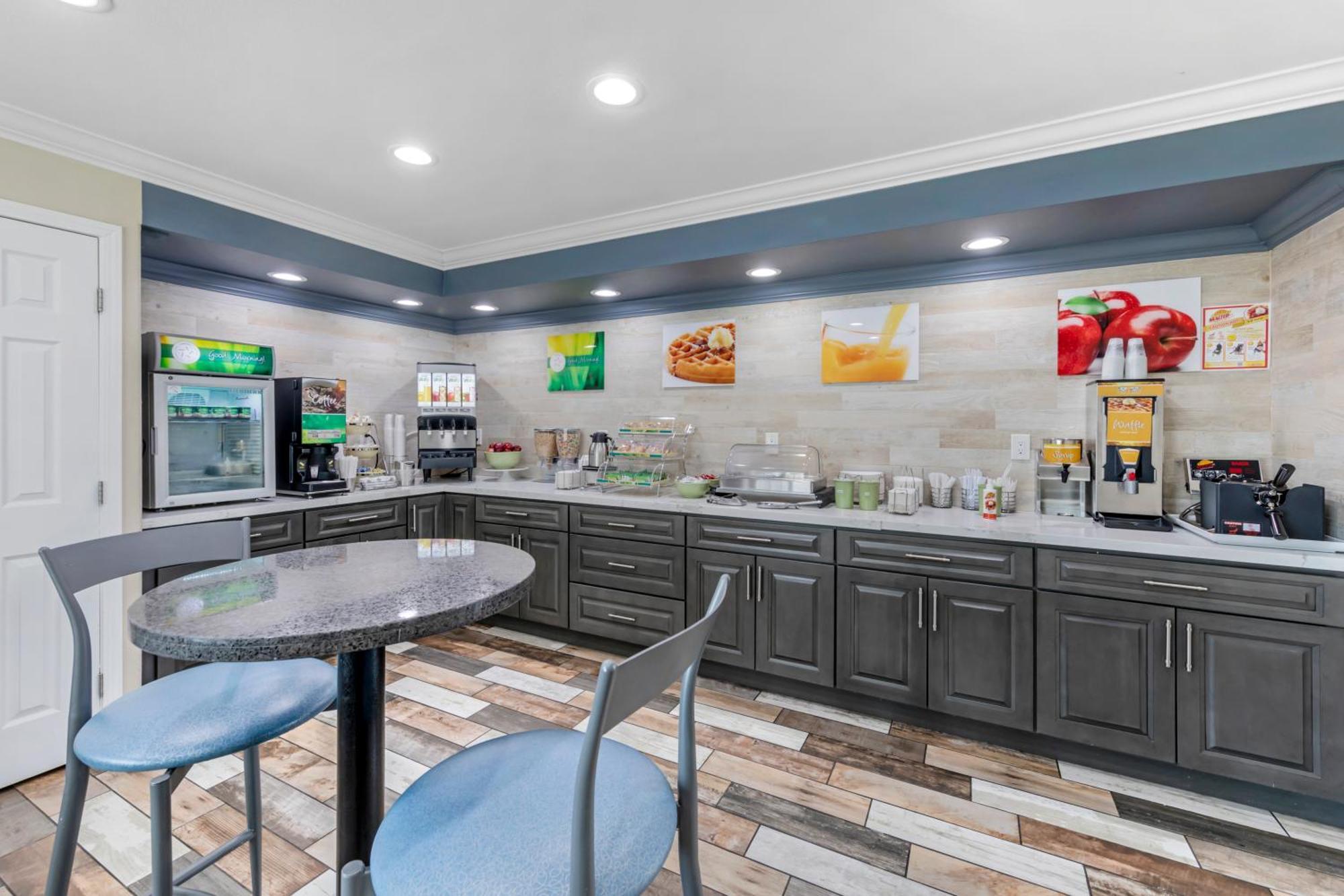 Quality Inn Kettleman City near Hwy 41 Bagian luar foto