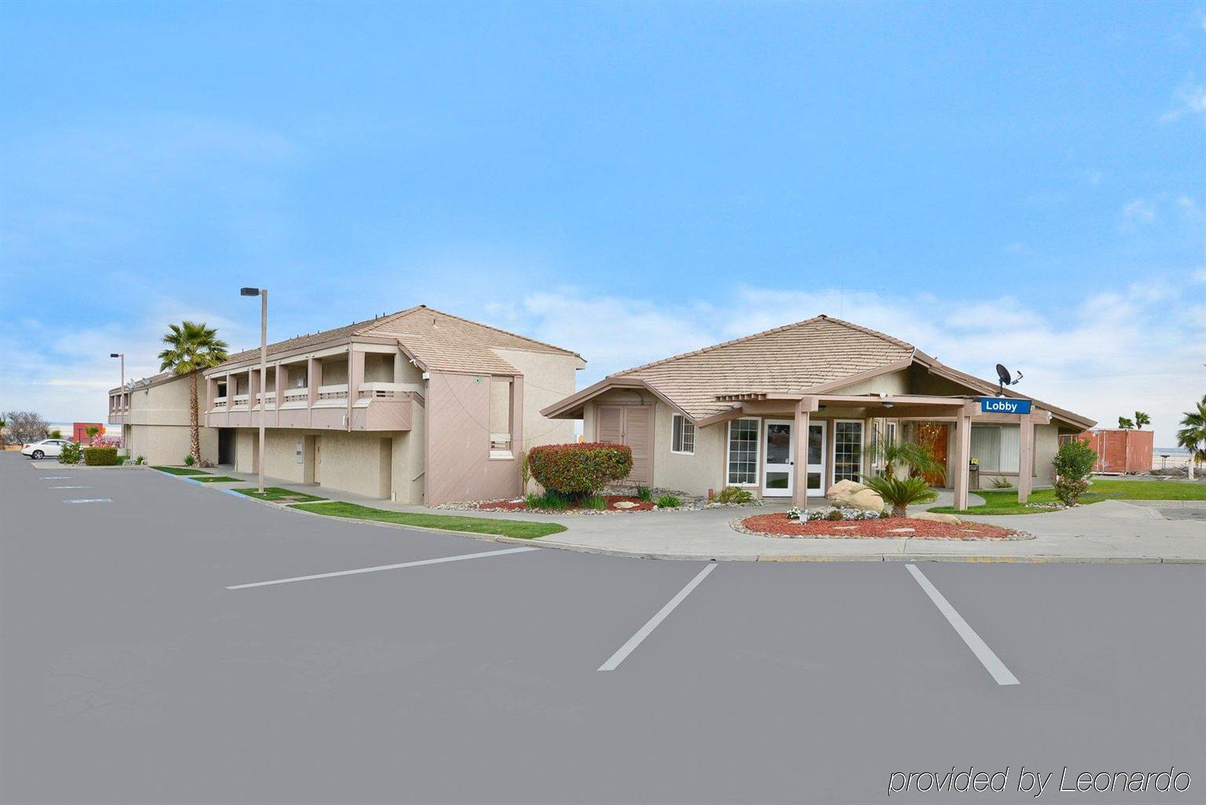Quality Inn Kettleman City near Hwy 41 Bagian luar foto